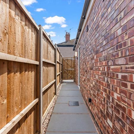 City Centre House, Parking With Ev, Free Wifi, Netflix Coventry Exterior foto