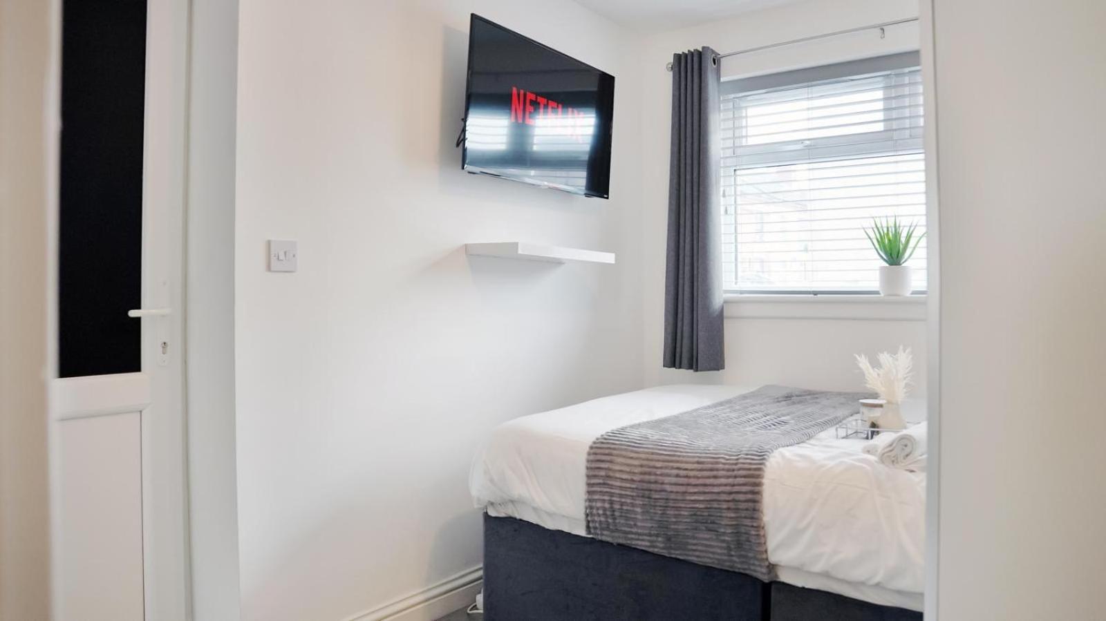 City Centre House, Parking With Ev, Free Wifi, Netflix Coventry Exterior foto