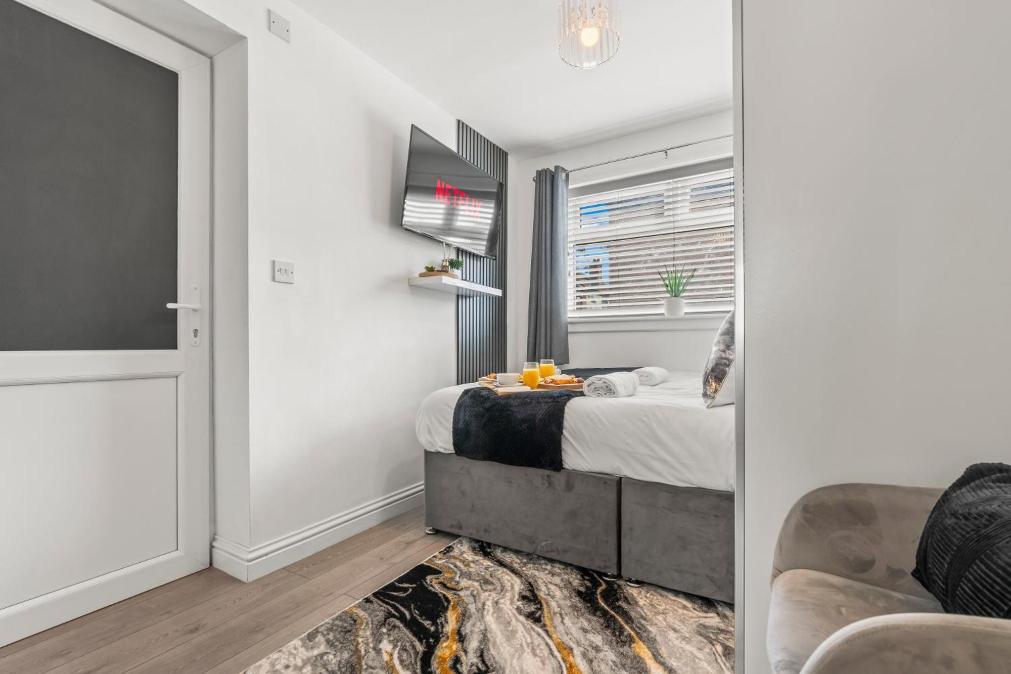 City Centre House, Parking With Ev, Free Wifi, Netflix Coventry Exterior foto